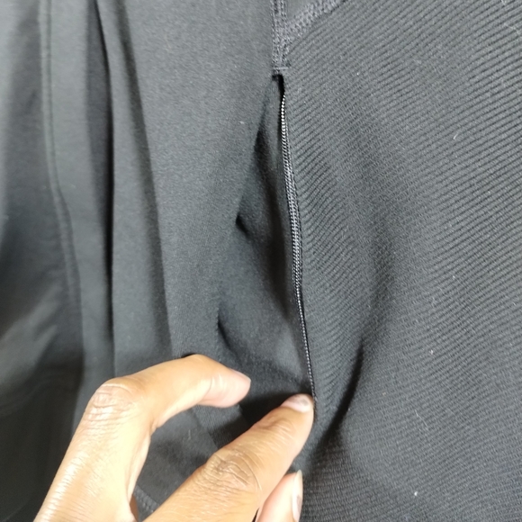 Gap BodyFit Long sleeve Athletic Jacket Black zip up - Picture 14 of 16